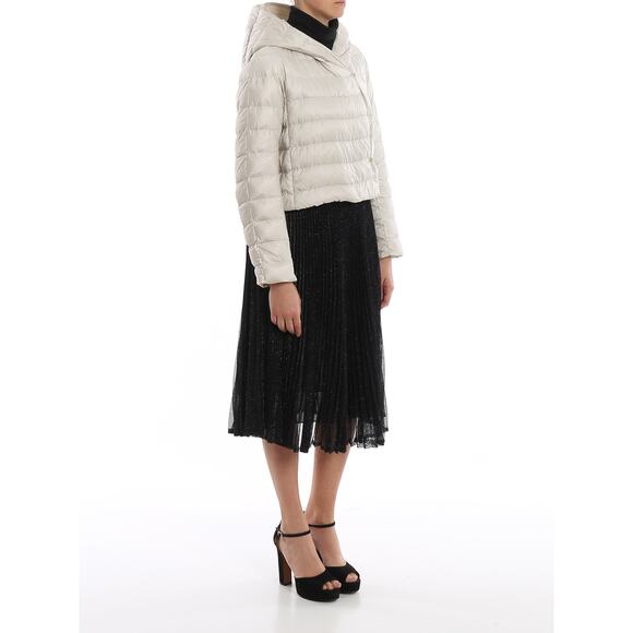 Max Mara “B-soft” Cropped Puffer Jacket – Cream – Size IT 2 - Picture 2 of 10